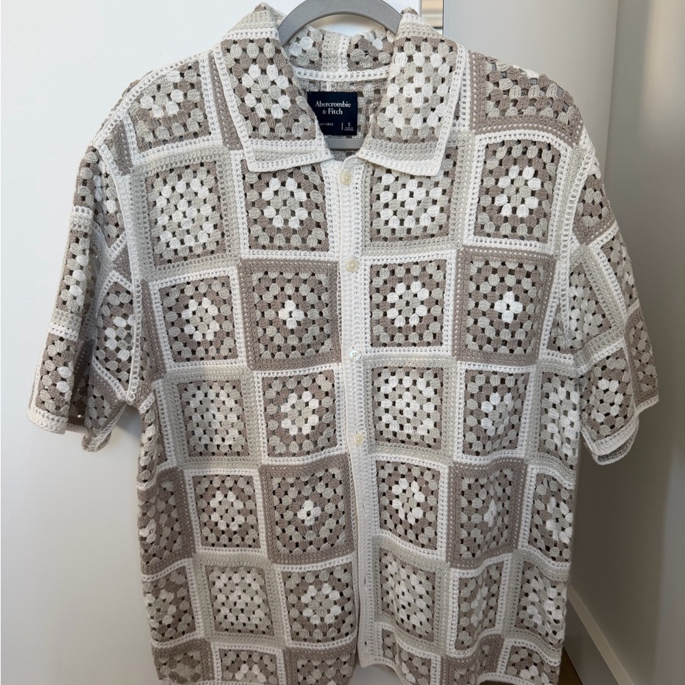 Abercrombie & Fitch Crochet Camp Shirt - Beige & White